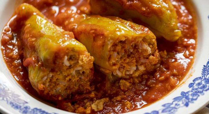 Paradicsomos töltött paprika jó kaprosan: bulgurral is kipróbálhatod