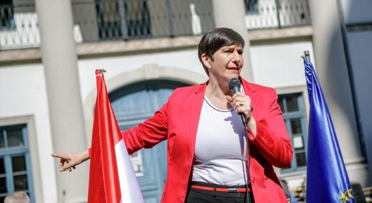 Dobrev Klára leleplezte Orbánt! – Vádbeszédnek beillik amit a DK elnöke állít