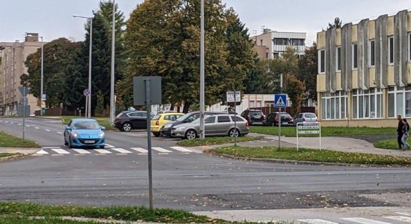 Mi a helyzet a Hevesi és Rózsa utcák kereszteződésébe tervezett körforgalommal?
