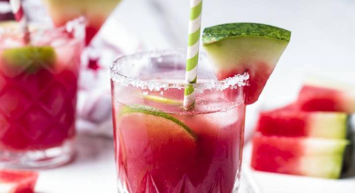Görögdinnyés margarita: üde, nyári koktélt mutatunk