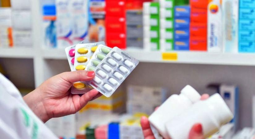 Itt a lista! Ezeknek a gyógyszereknek csökken az ára júliustól