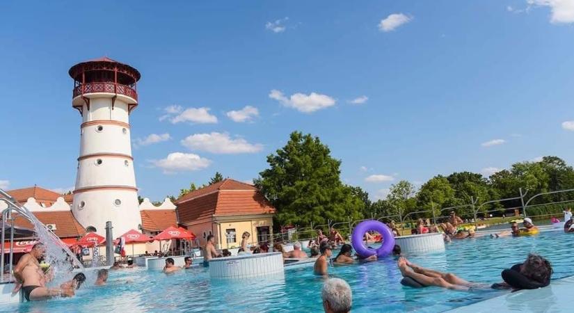 Újranyitott Gyopárosfürdő