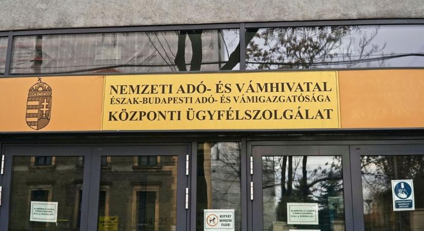 Súlyos bírság a tét: július 5-től adószabályok változnak