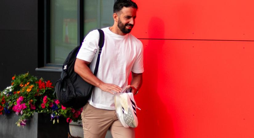 Sokkban a Manchester United: egyszerre öt sztár jelentette be azonnali távozását