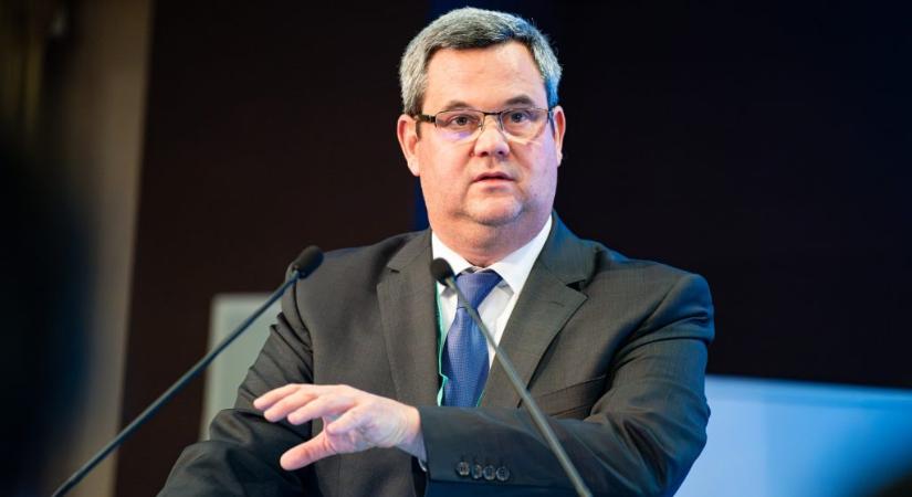 Takács Péter: Kulja András visszatért ahhoz, amihez ért, a hergeléshez, az álhírgyártáshoz, a kórházak elleni hecckampányhoz
