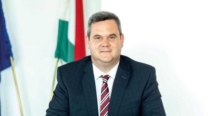 Egészségügyi államtitkár: Az orvosi átlagkereset tekintetében Magyarországon az élen van