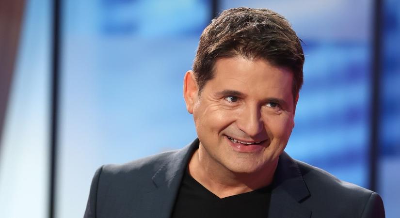 Hajdú Péternél buliznak a magyar sztárok