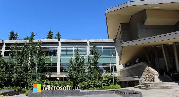 Az AI-forradalom ára: csak idén 15 ezer embert rúgott ki a Microsoft a mesterséges intelligencia miatt