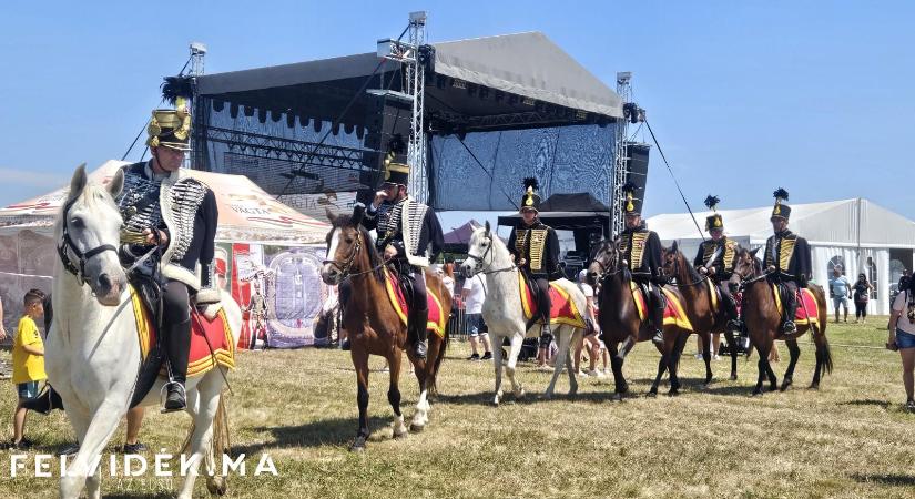 Képriport a IX. Felvidéki Vágta megnyitójáról