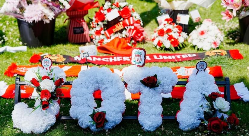 Megrázó búcsú: eltemették Diogo Jotát – így búcsúztak a Liverpool játékosai