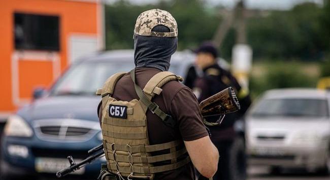 Egy katonával együtt robbantották fel az autóját Odesszában, az SZBU terrorcselekmény miatt indított eljárást
