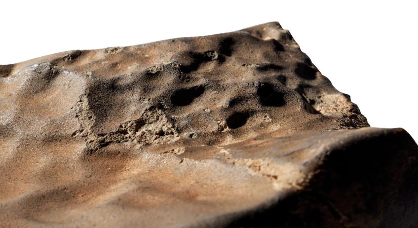 Elárverezik a világ legnagyobb Marsról származó meteoritot