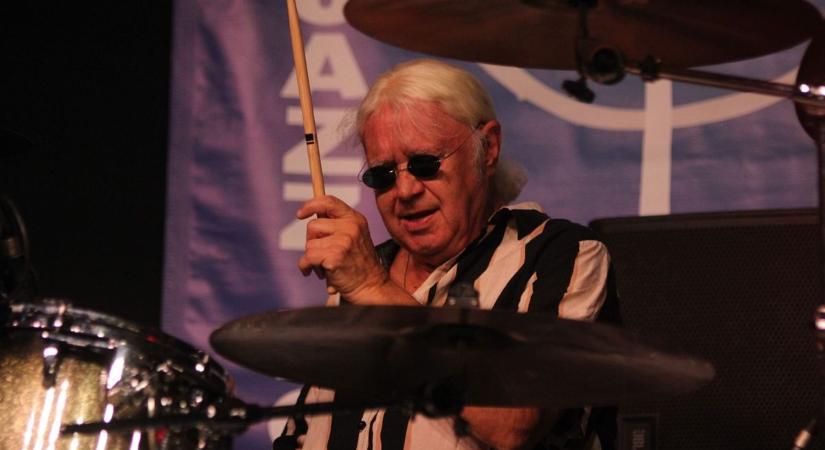 Lángolt a színpad Pakson – Deep Purple-legenda a színpadon