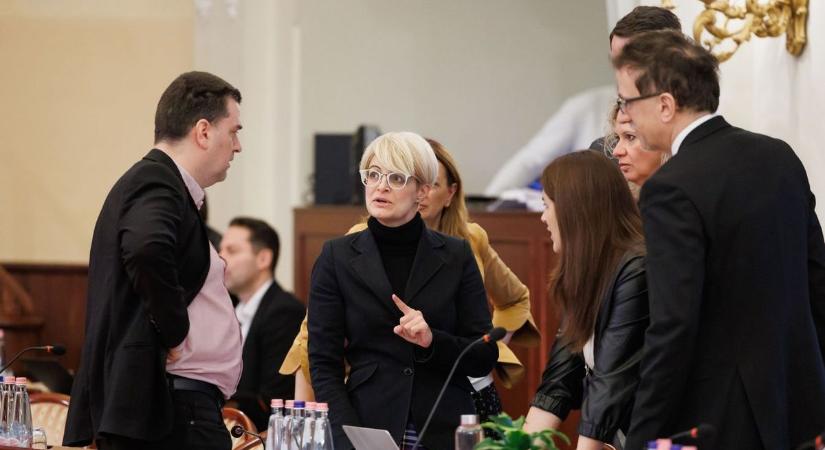 „Hiába próbálod elterelni a figyelmet a saját szennyesedről, a valóság megtalál” – bomlik a TISZA!