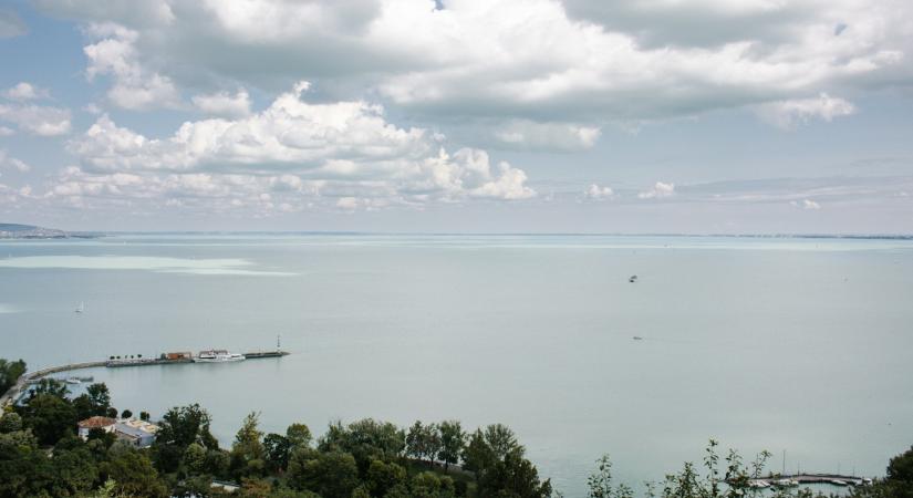 Szokatlan jelenséget tapasztaltak a kutatók a Balatonban