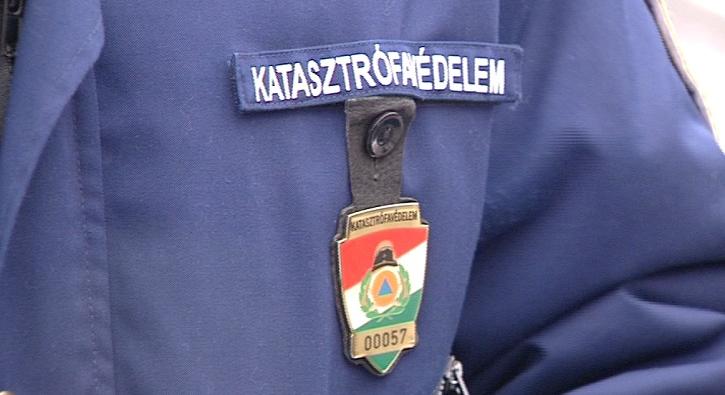 Buszbalesethez riasztották a tűzoltókat