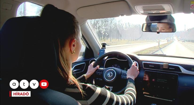 Új szabály: mostantól a sofőr fizet, ha az utas nincs bekötve