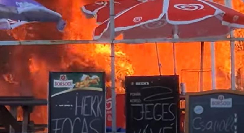 Ijesztő jelenet: óriási tűz ütött ki az agárdi strandon (VIDEÓ)