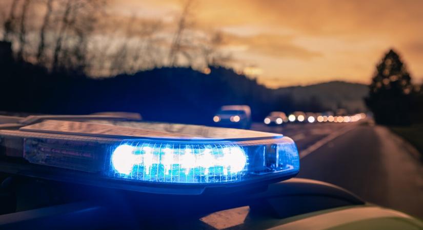 Súlyos buszbaleset Kunszentmártonnál, 19 ember megsérült