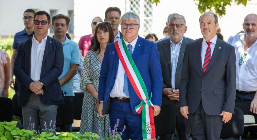 Ünnepi térzene az olasz Reana Zenekar tolmácsolásában Székesfehérváron (Galéria, Videó)