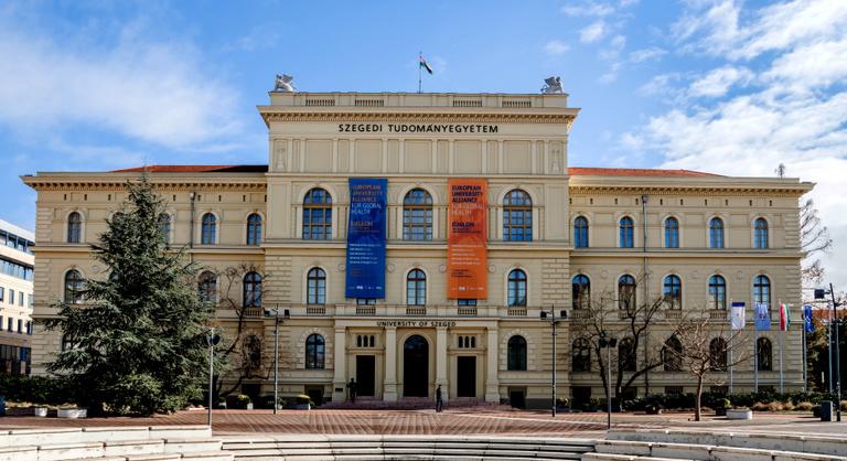 „Akik ilyet követnek el, halállal lakoljanak” – idézett a Bibliából az SZTE oktatója a Pride alkalmából