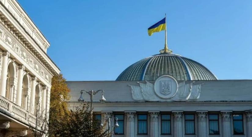 Tizenhatodik alkalommal hosszabbítják meg a hadiállapotot és általános mozgósítást Ukrajnában