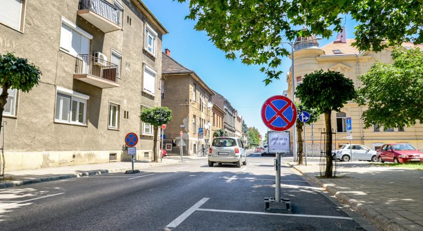 Csatornafelújítási munkák az Árpád úton