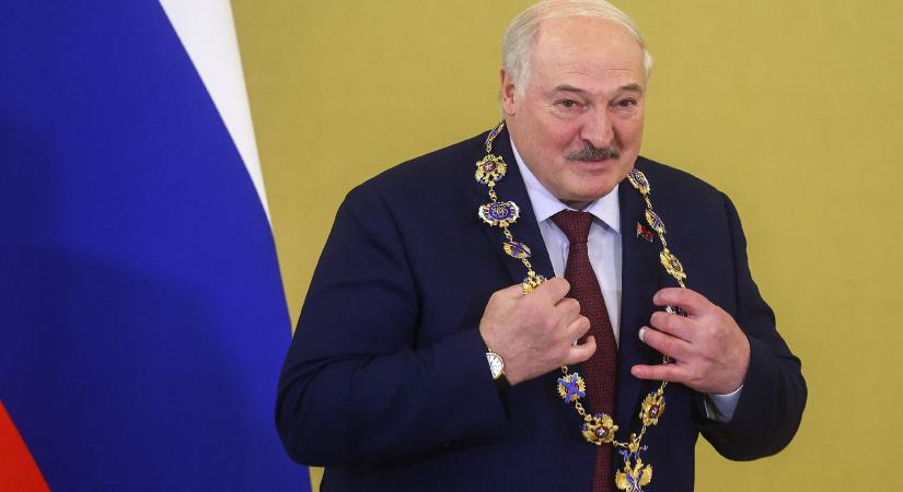 Lukasenka újra a Nyugat felé nyitna, de az sem biztos, tud-e bármit kínálni