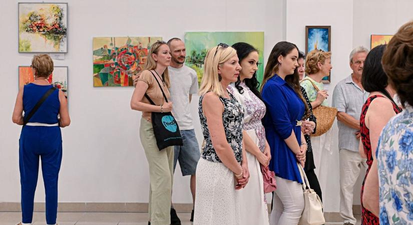 Négy művész, négy világ - új kiállítás nyílt az Agria Parkban  fotók, videó