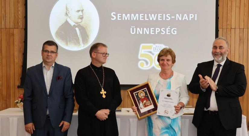 A kisvárdai kórház kiválóságait is elismerték