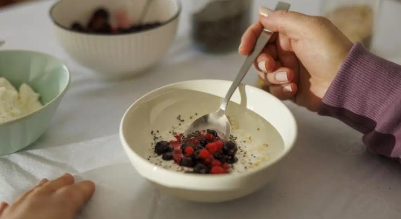 Egyszerű, frissítő, hatékony – Joghurt diéta mintaétrenddel
