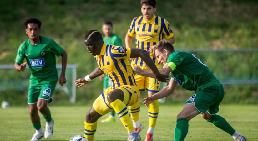 DAC: az első győzelem; KFC: az első vereség