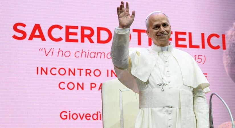 Castel Gandolfóban pihen a nyáron XIV. Leó pápa