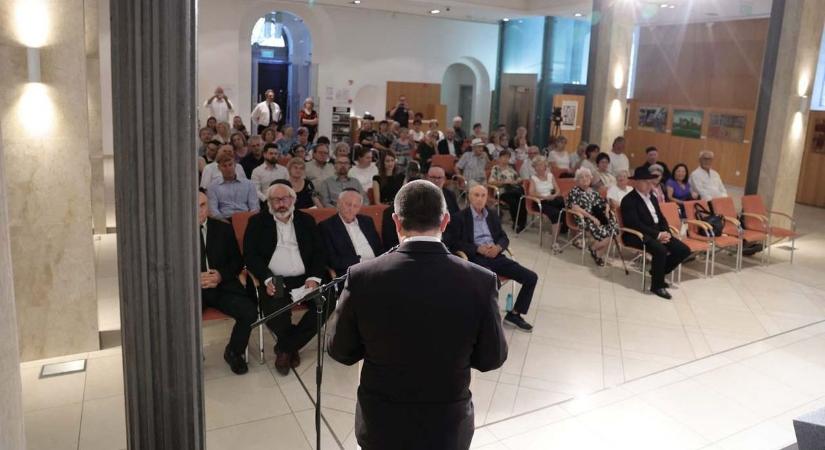 Százak haltak meg a gyűlölet miatt Szekszárd környékén (képgaléria)