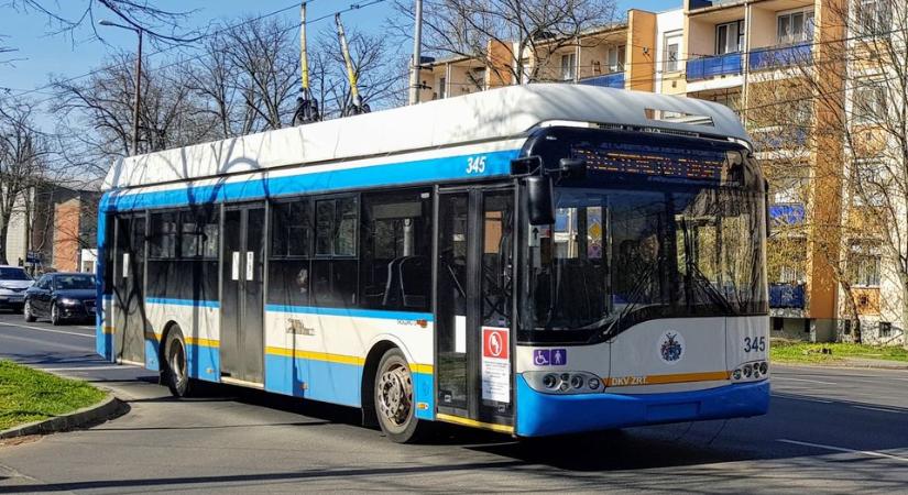 Újra eredeti útvonalon az 5/5A trolibusz a Köztemető, főkapu/Kassai út irányába