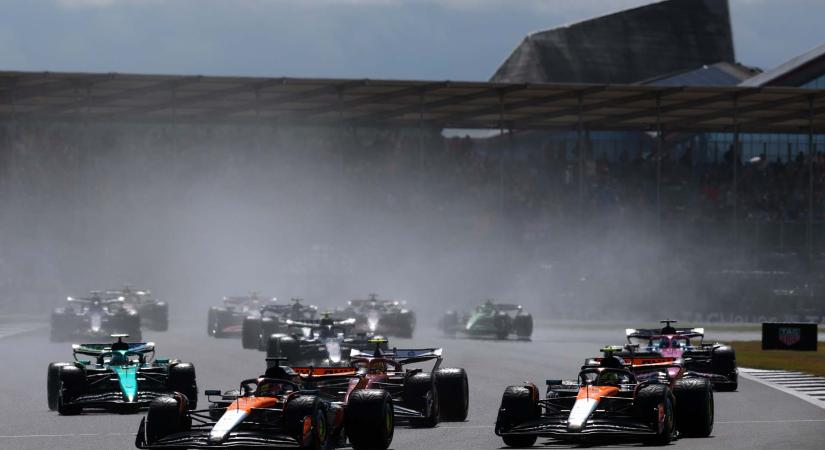 Norris nyerte az esős Brit Nagydíjat, Hülkenberg első F1-es dobogóját szerezte!