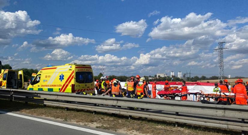 Külügyi szóvivő a szabadkai buszbalesetről: 8 diák sérült meg könnyebben