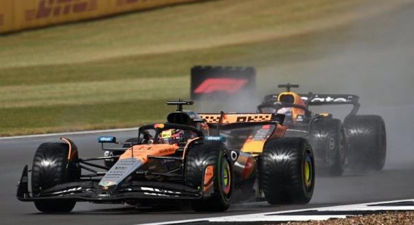 Így indokolták Piastri büntetését az F1-es stewardok