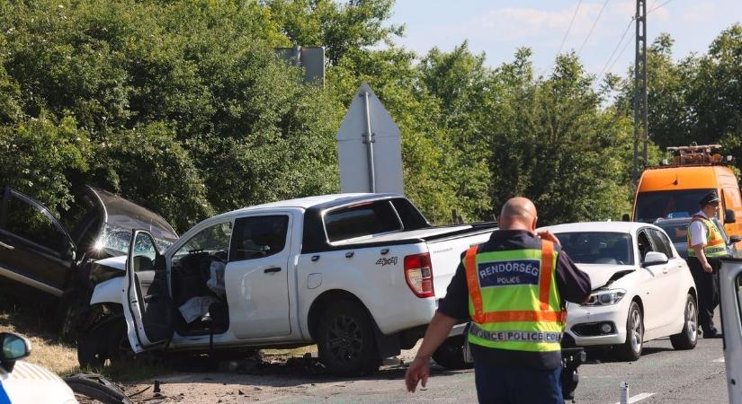 Ekkor hívjunk rendőrt, ekkor álljunk félre az autóval baleset után