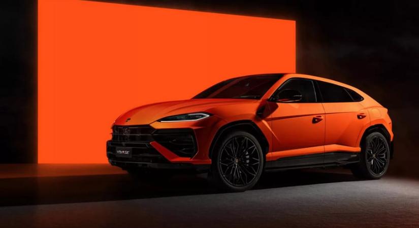 Hibrid lesz a Lamborghini legdurvább SUV-ja