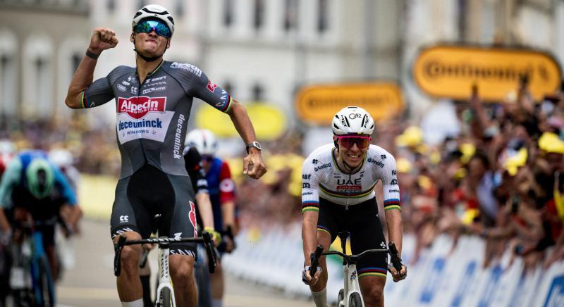 Tour de France 2025: Mathieu van der Poel a szakaszgyőzelem mellett átvette a sárga trikót is