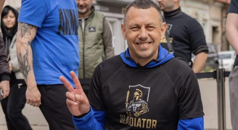 Botrány Ungváron: toborzók aláztak meg egy rokkant veteránt