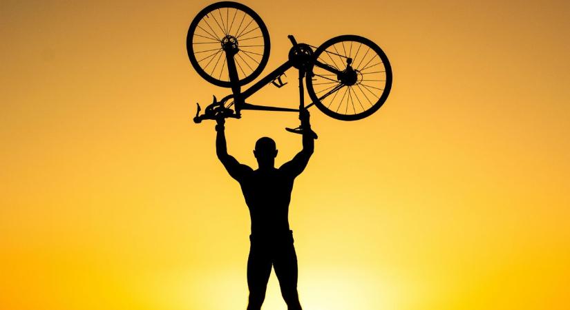 "Leteszteltem a Tour de France bringások brutális, 7000 kalóriás étrendjét - El se hinnéd, mennyit híztam tőle!"
