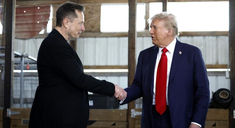 Donald Trump kiosztotta Elon Muskot új pártja miatt