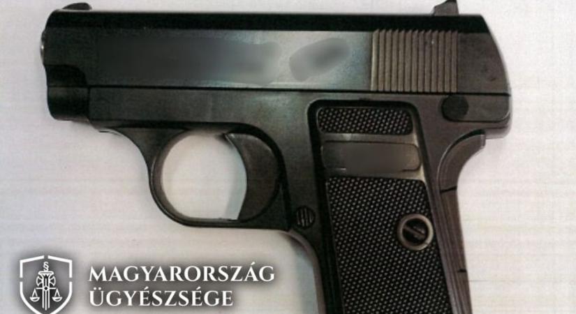 Lövöldözni kezdett egy 14 éves fiú egy debreceni iskolában