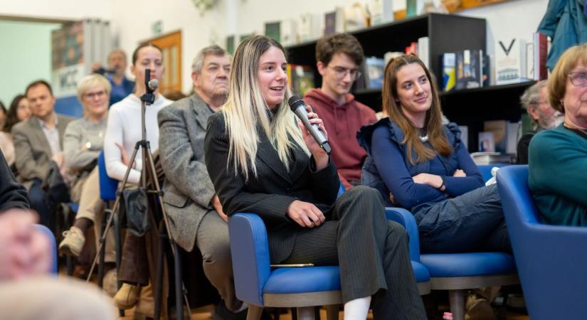 Hihetetlen lehetőségek előtt állnak a pécsi diákok