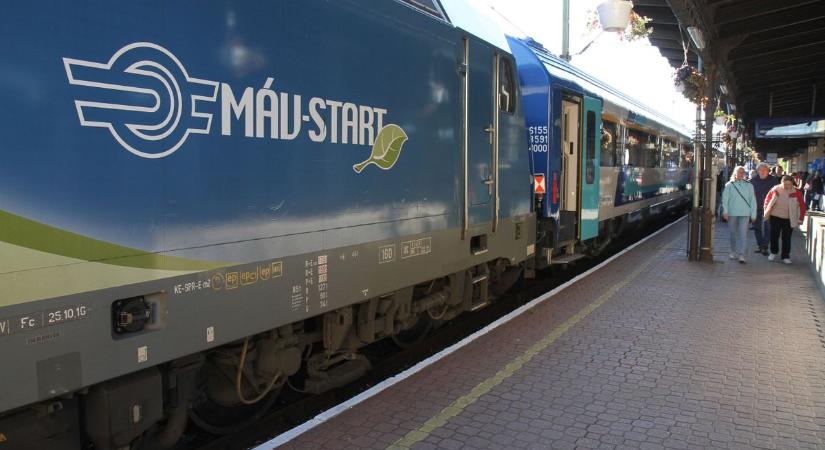 Megáll minden bokornál – így csúszik szét a Zemplén és Hernád IC menetrendje!