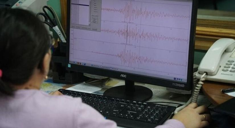 Nem ért véget a rengéssorozat, hétfőn újabb földmozgásokat regisztráltak