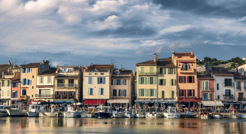 Nizza és Cannes méltán világhírű – de más csodálatos helyeket is kínál a régió