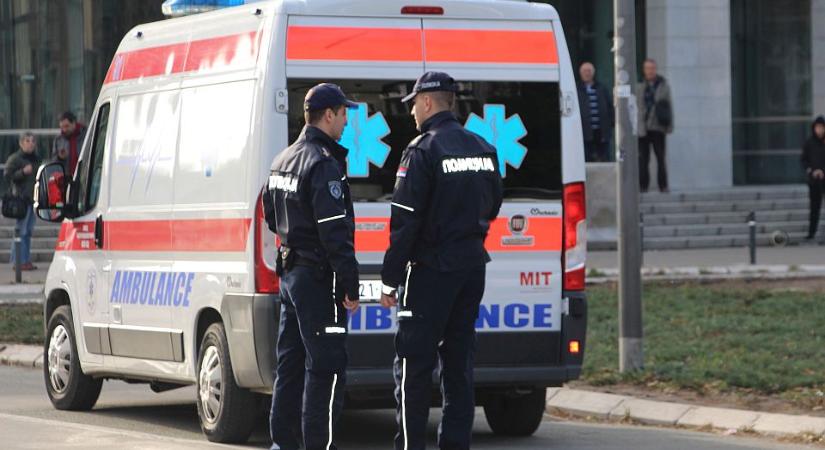 Kamion gázolt halálra egy rendőrt az autópályán Újvidéknél